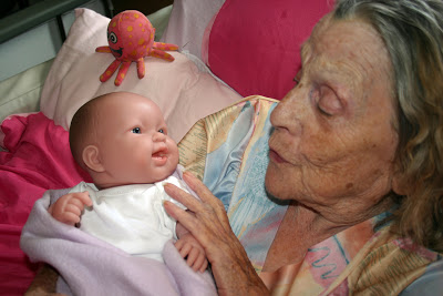 doll therapy dementia